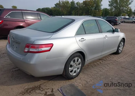 2011 Toyota Camry Le z USA, uszkodzony, nr VIN 4T4BF3EK8BR170784